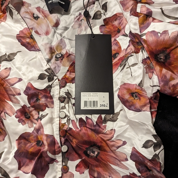 The Kooples Tops Nwt The Kooples Ecru Peplum Hem Top In Pastel Daisy On Satin - Picture 3 of 4